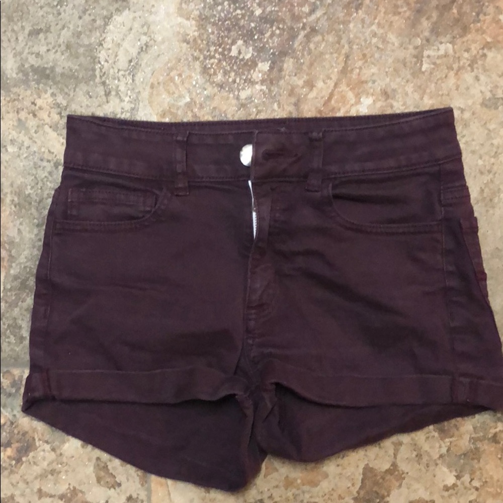SOLD!!!! ❤️❤️❤️❤️❤️❤️Super stretch AE shorts